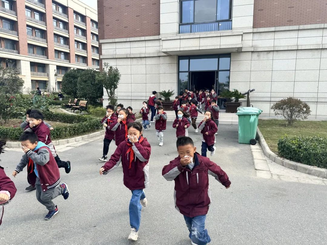 预防为主，生命至上 | 蚌埠博雅培文小学部“消防疏散演练”活动