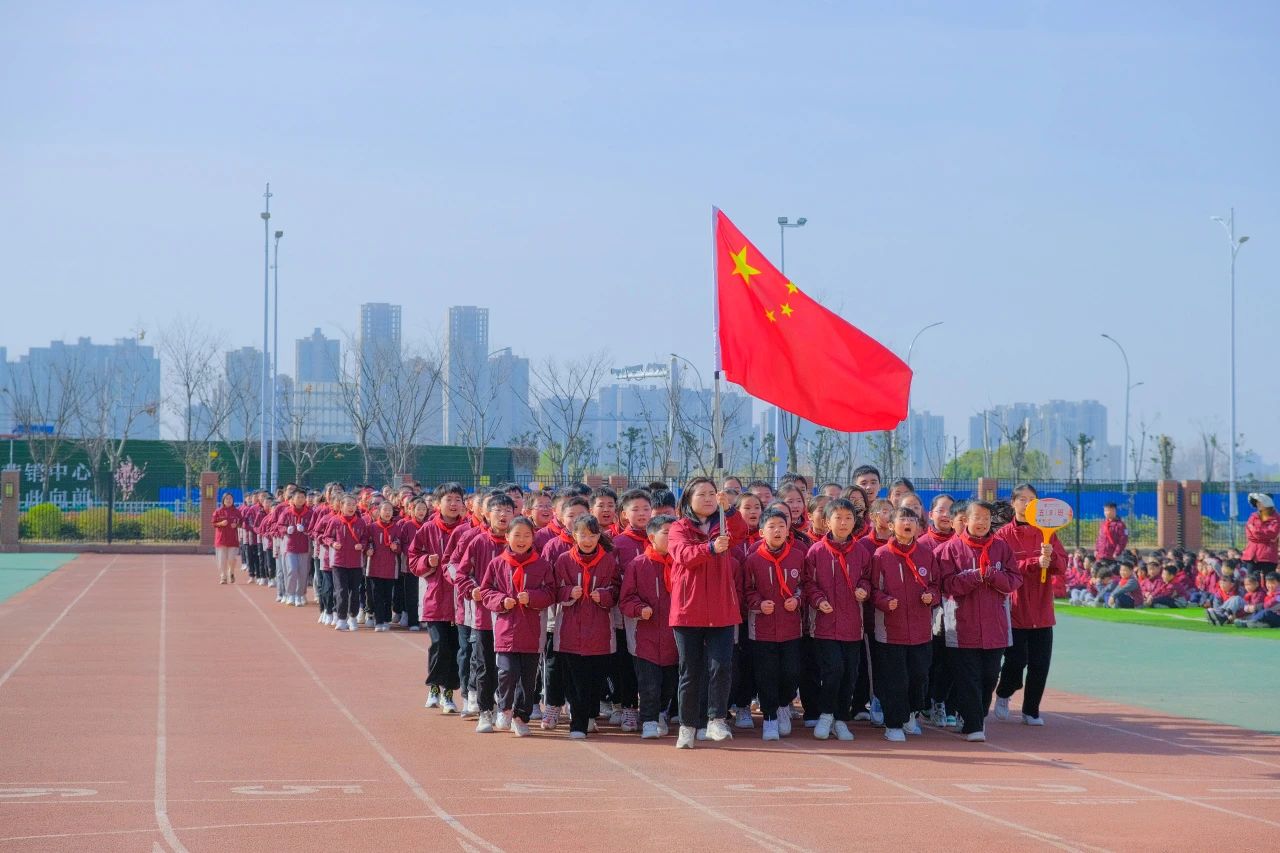 阳光体育共成长，助力“双减”深扎根 | 蚌埠博雅培文小学部激情跑操比赛
